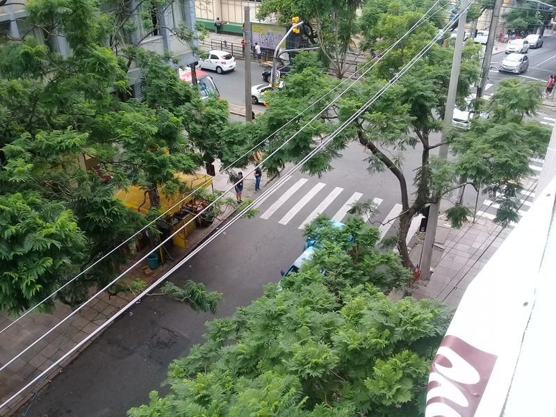 Apartamento à venda com 3 quartos, 140m² - Foto 4