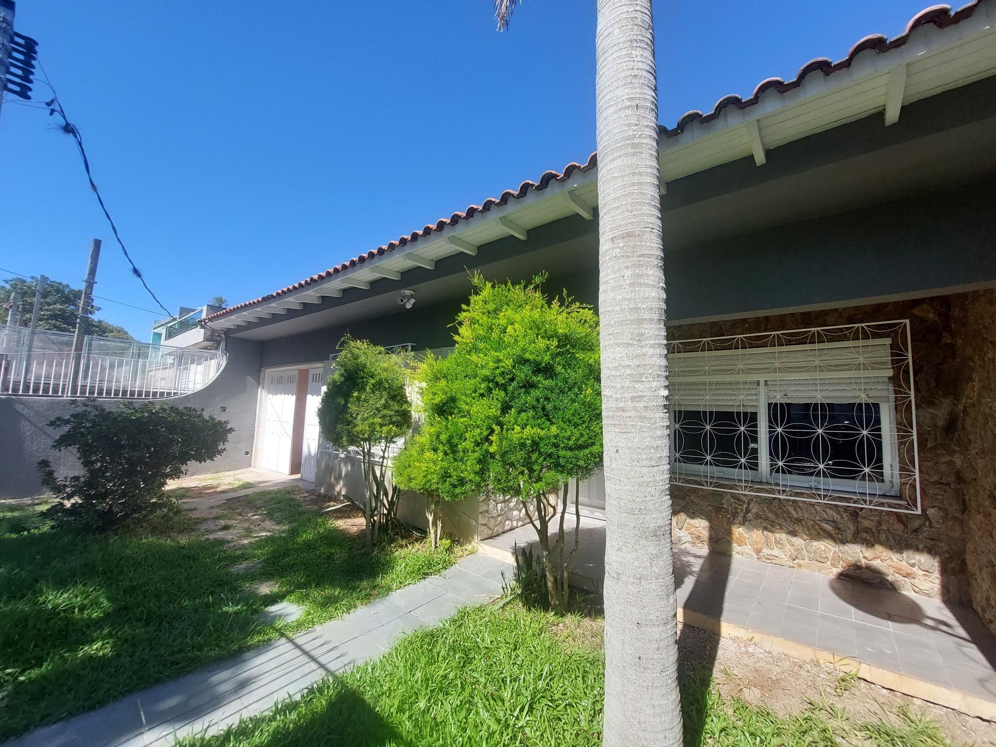 Casa, 3 quartos, 298 m² - Foto 1