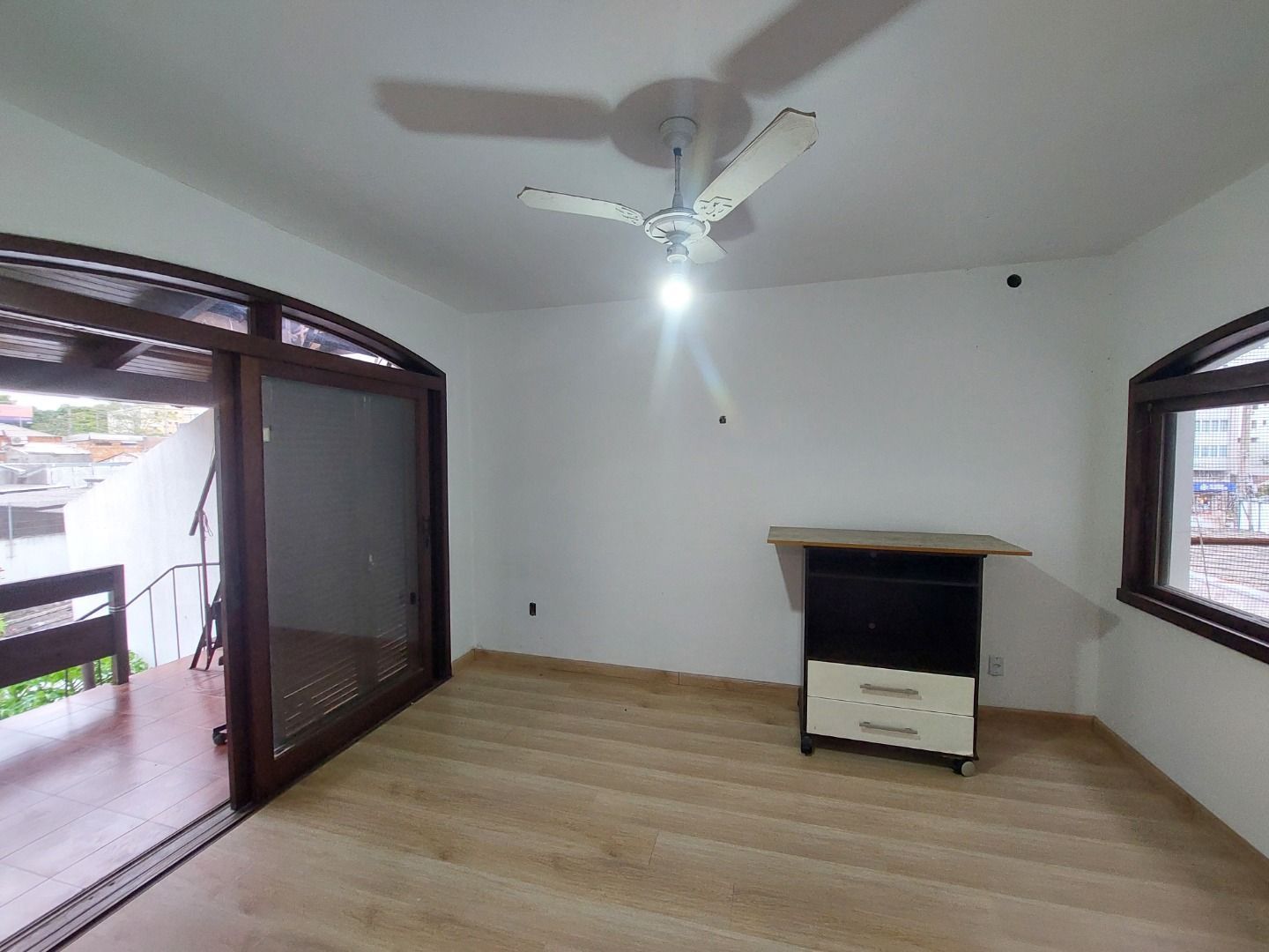 Casa para alugar com 5 quartos, 382m² - Foto 39