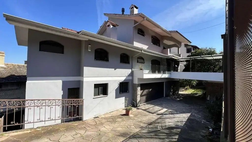 Casa, 5 quartos, 648 m² - Foto 1