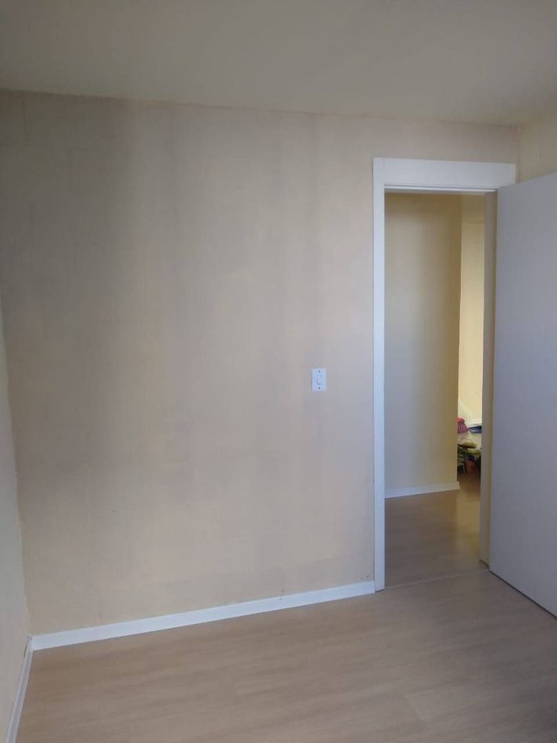 Apartamento à venda com 2 quartos, 43m² - Foto 3