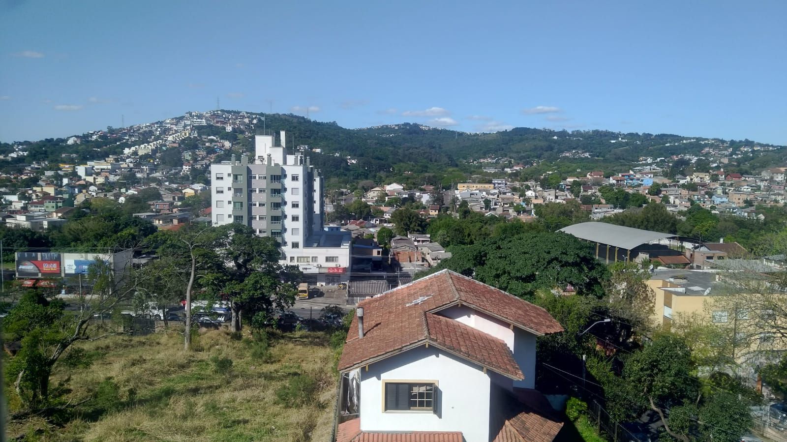 Apartamento à venda com 2 quartos, 75m² - Foto 11