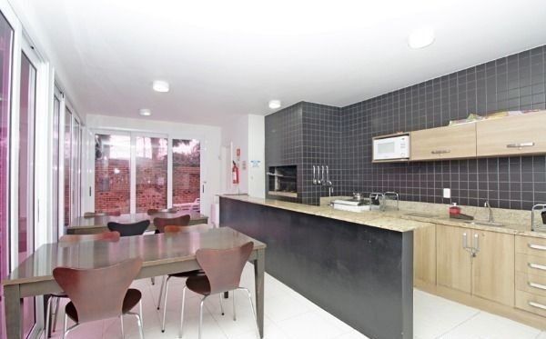 Casa à venda com 4 quartos, 98m² - Foto 12