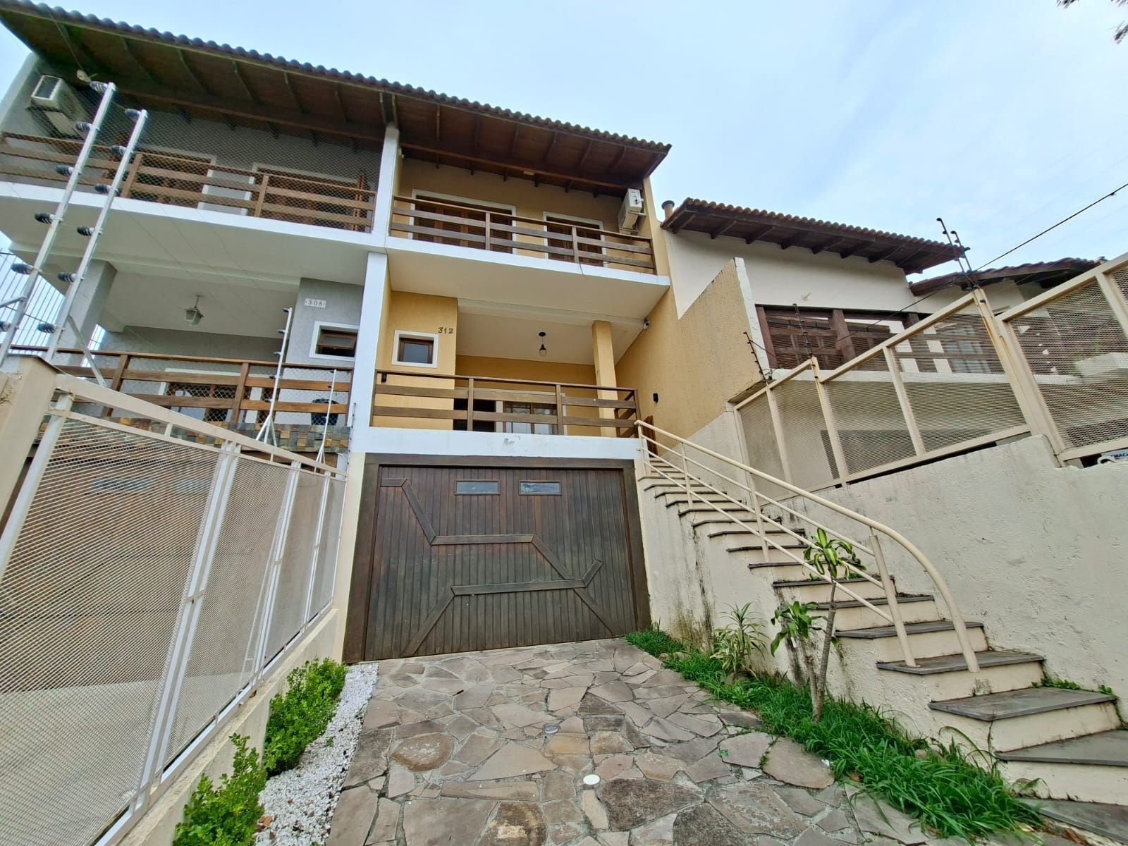 Casa, 3 quartos, 180 m² - Foto 1