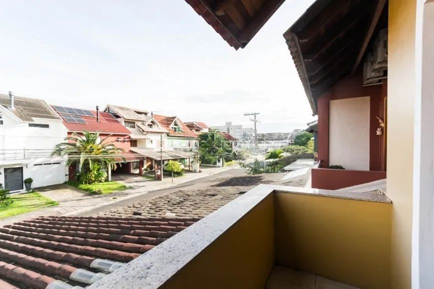 Casa à venda com 3 quartos, 120m² - Foto 16