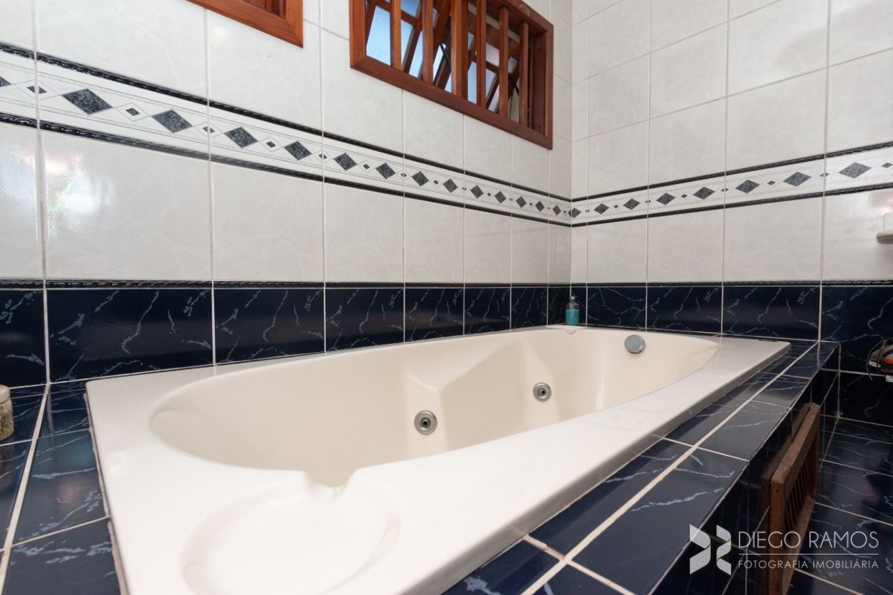 Casa à venda com 4 quartos, 389m² - Foto 25