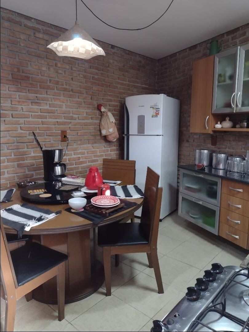 Casa, 3 quartos, 240 m² - Foto 12