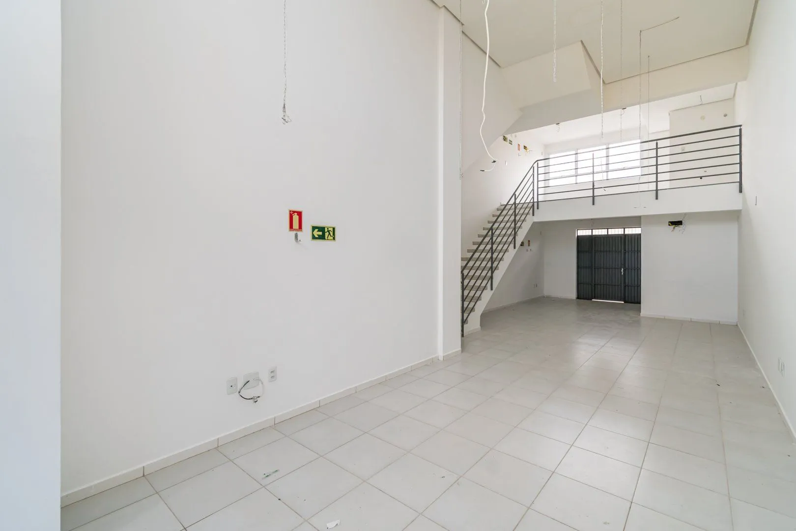 Loja-Salão, 100 m² - Foto 4