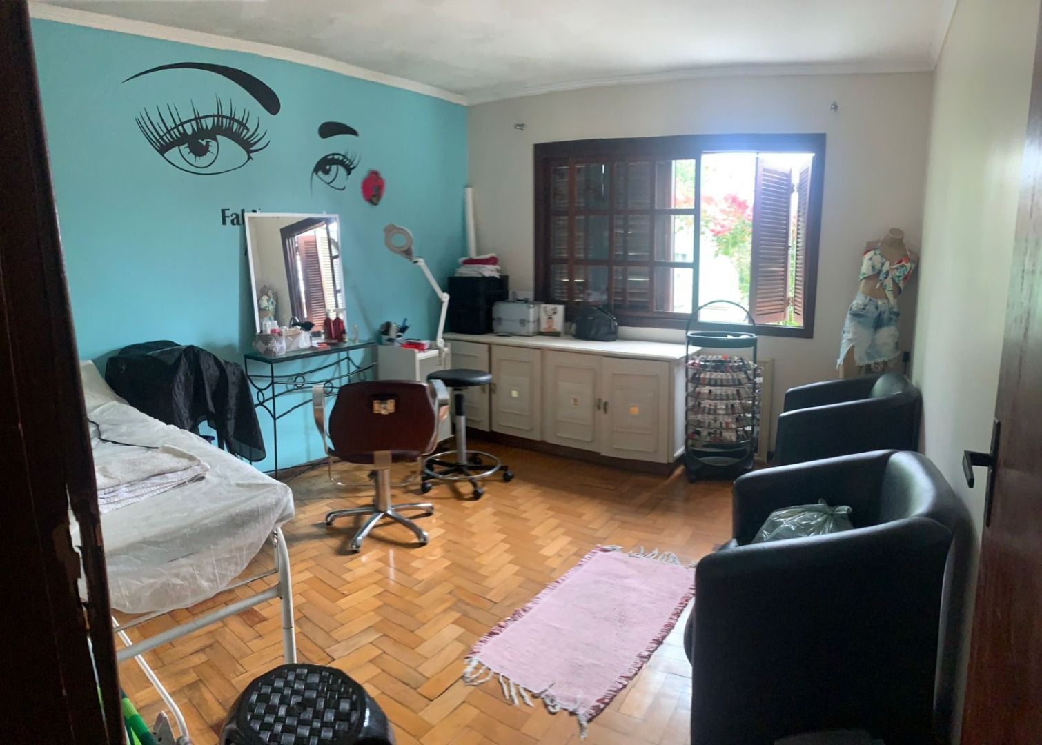 Casa à venda com 6 quartos, 247m² - Foto 3