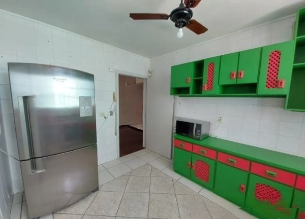 Casa à venda com 3 quartos, 150m² - Foto 7