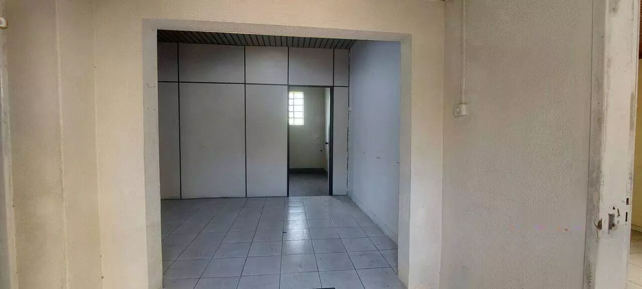 Loja-Salão para alugar com 8 quartos, 200m² - Foto 19