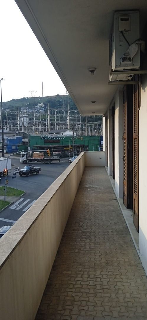 Apartamento à venda com 3 quartos, 250m² - Foto 3