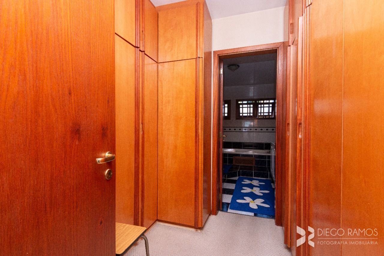 Casa à venda com 4 quartos, 389m² - Foto 16