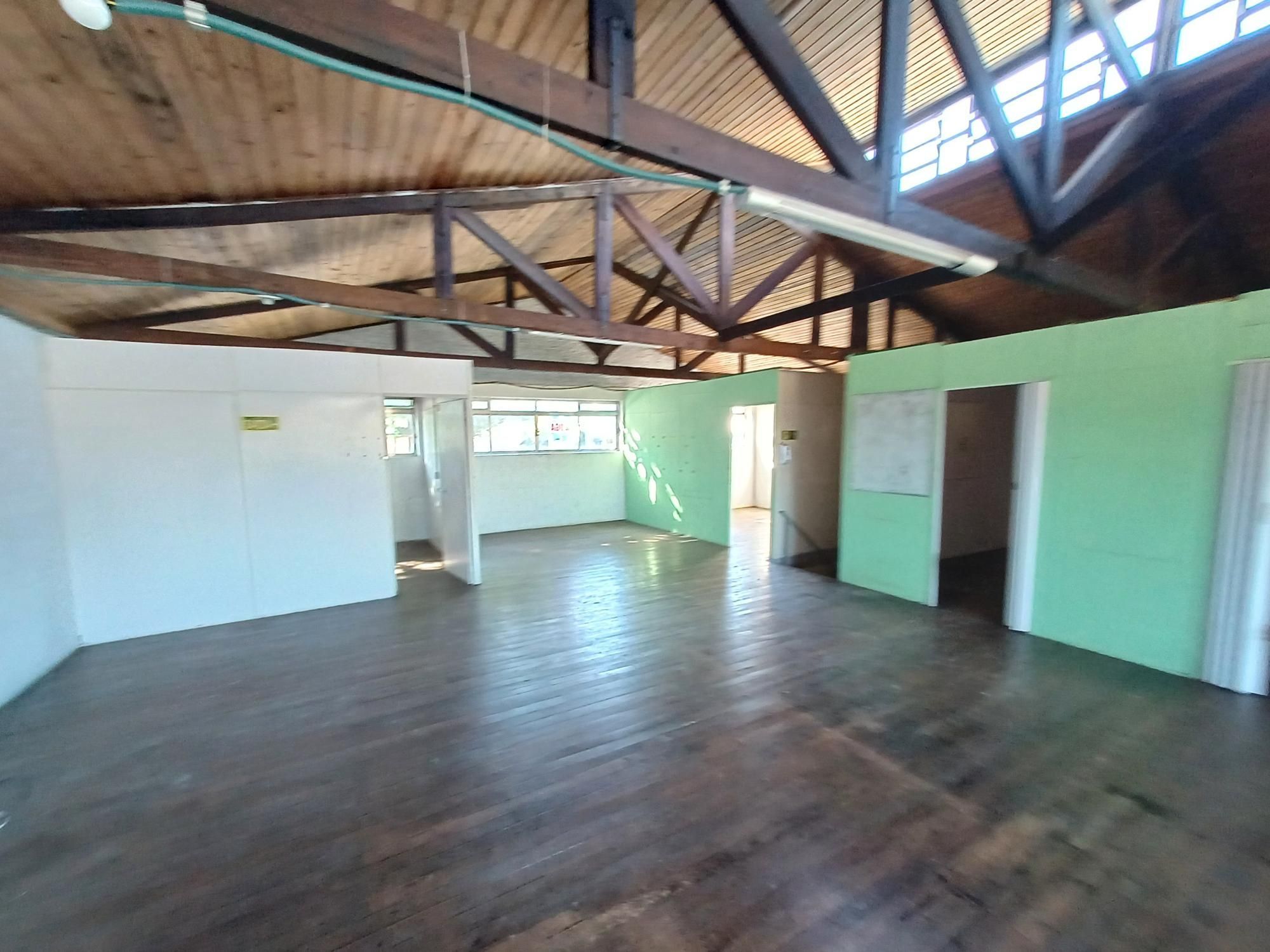 Depósito-Galpão-Armazém para alugar com 8 quartos, 435m² - Foto 26