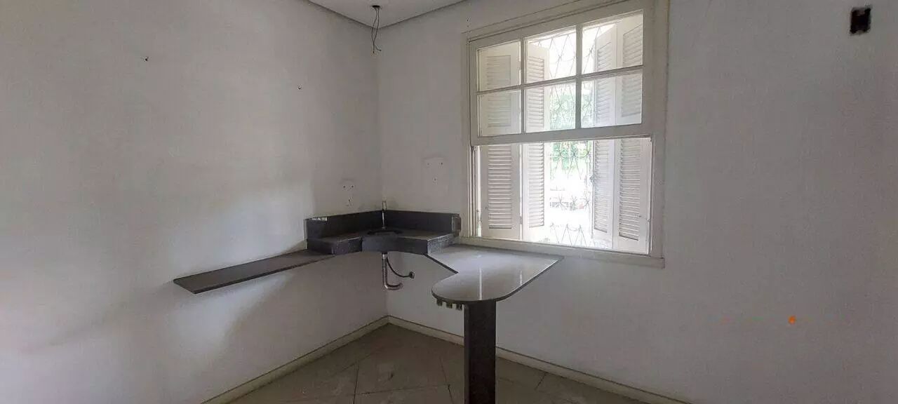 Loja-Salão para alugar com 8 quartos, 200m² - Foto 22