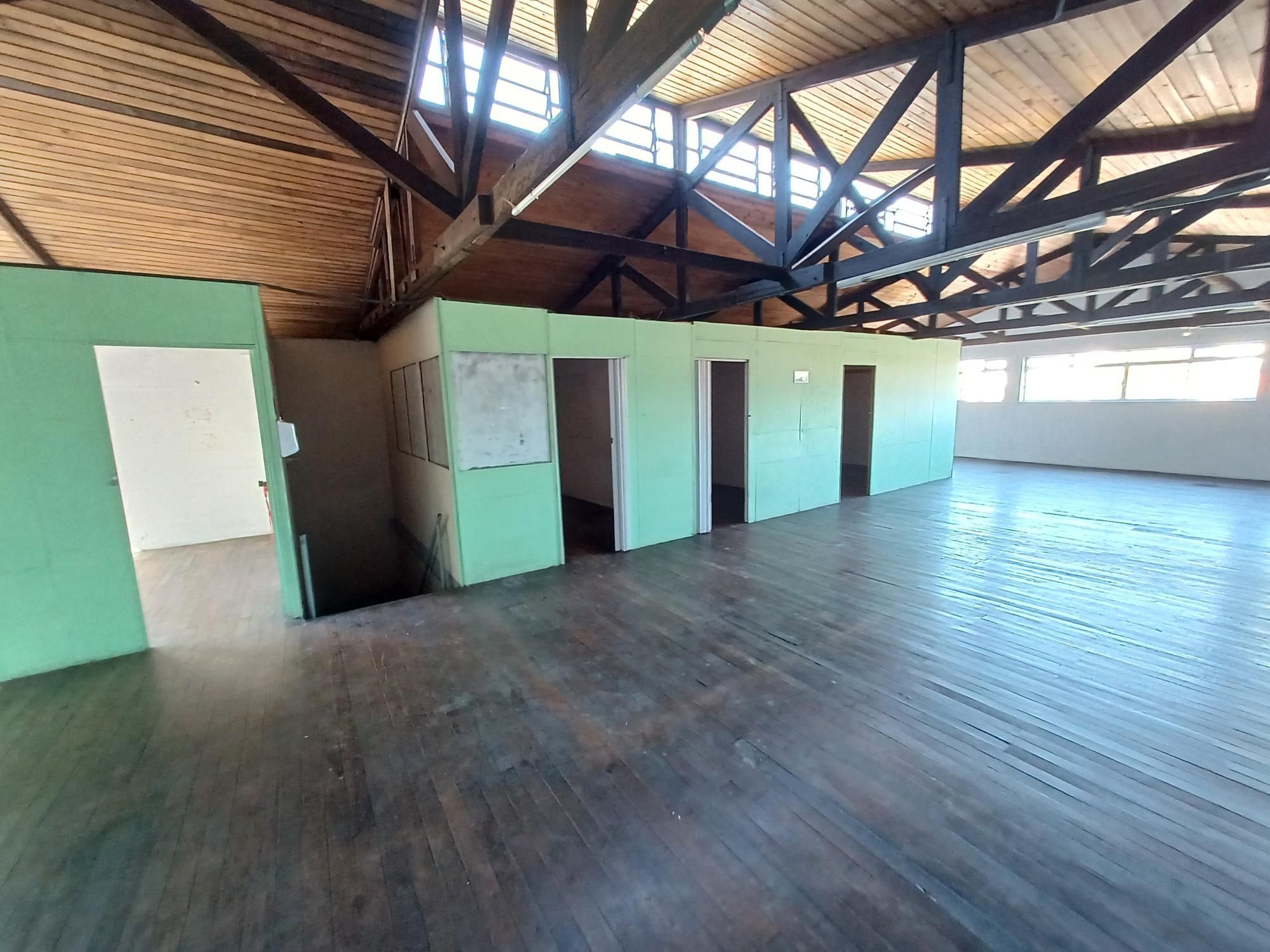 Depósito-Galpão-Armazém para alugar com 8 quartos, 435m² - Foto 17