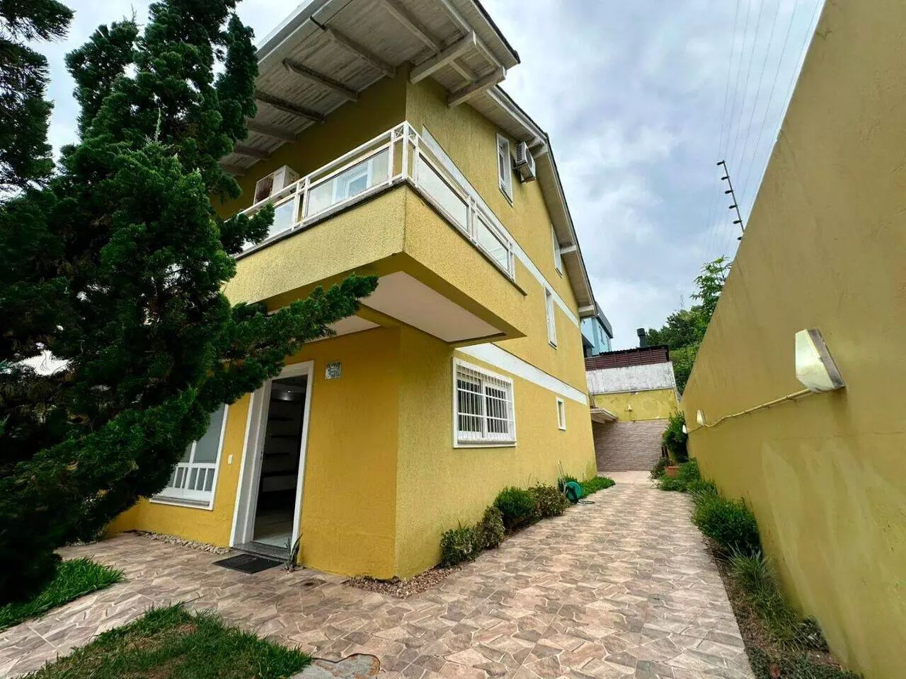 Casa, 3 quartos, 174 m² - Foto 1