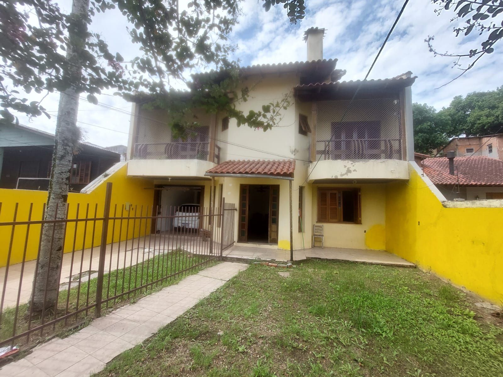 Casa, 5 quartos, 266 m² - Foto 1