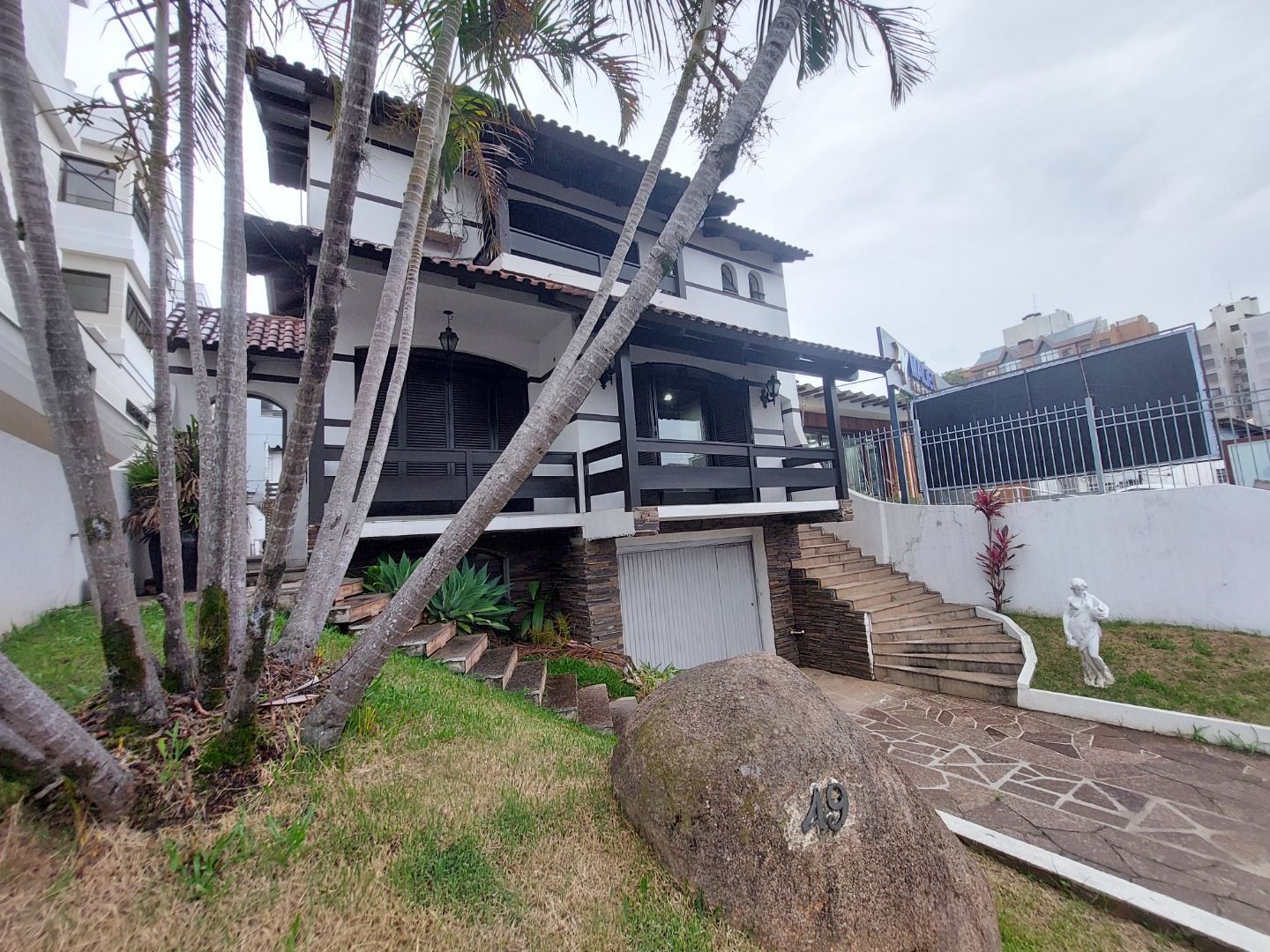 Casa para alugar com 5 quartos, 382m² - Foto 71