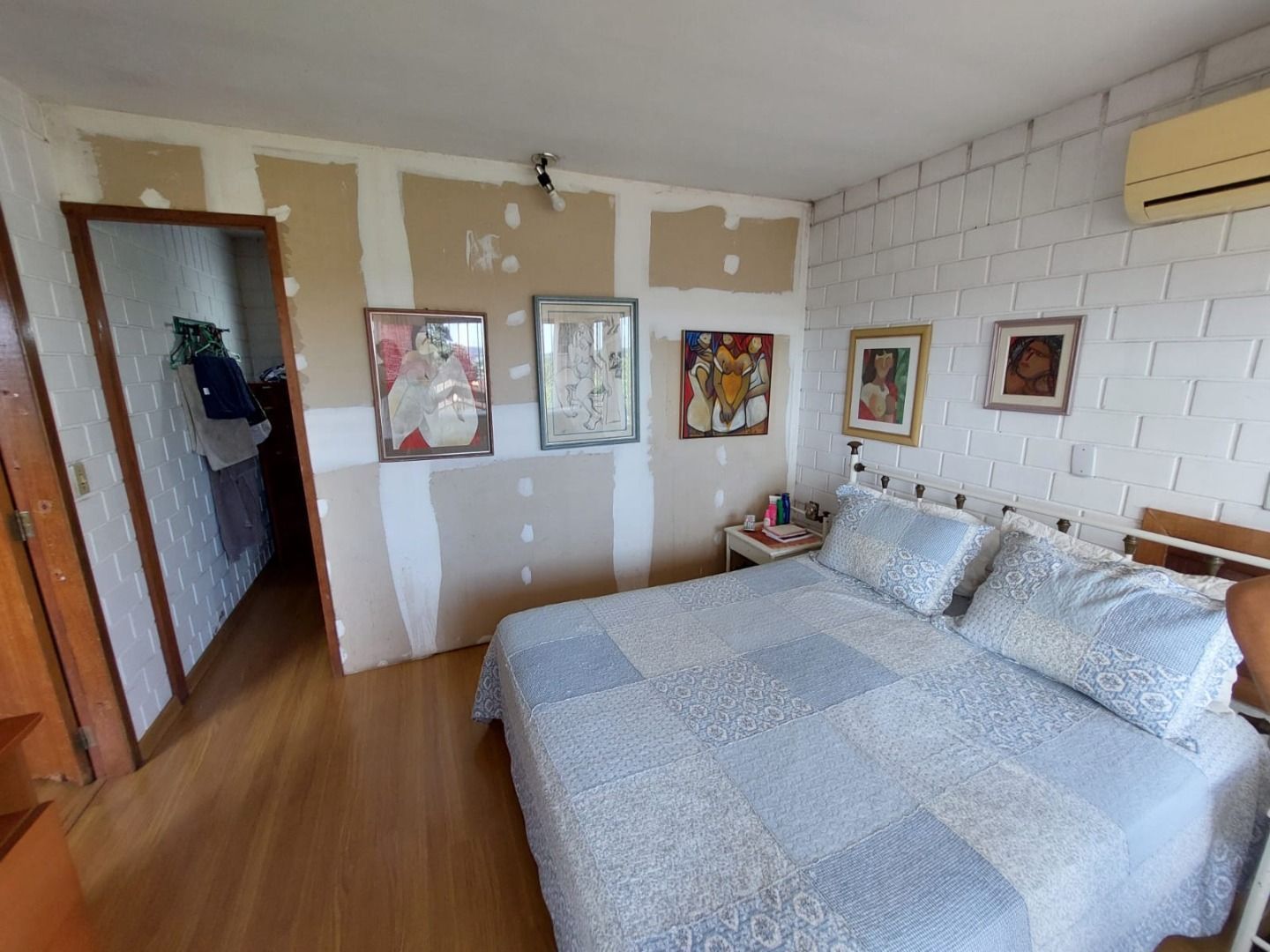 Casa à venda com 3 quartos, 250m² - Foto 9