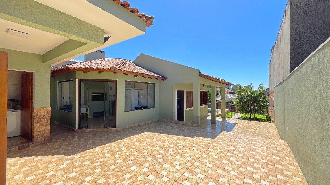 Casa à venda com 6 quartos, 344m² - Foto 22