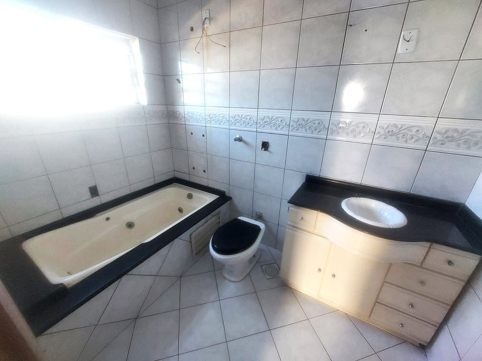 Casa, 5 quartos, 170 m² - Foto 9