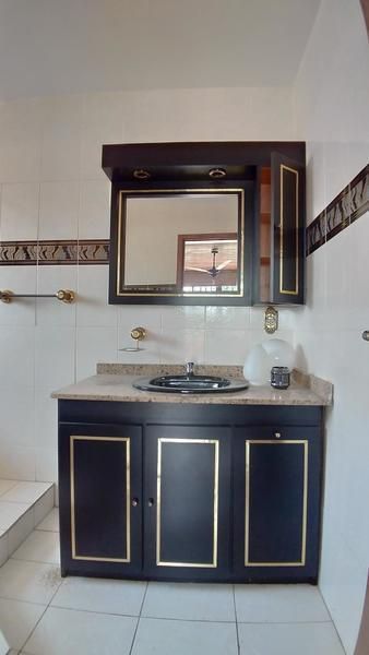 Casa à venda com 4 quartos, 200m² - Foto 34