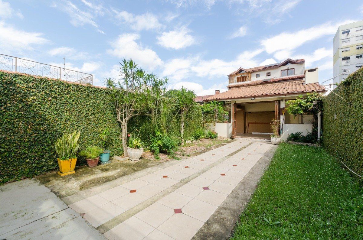Casa à venda com 4 quartos, 290m² - Foto 28