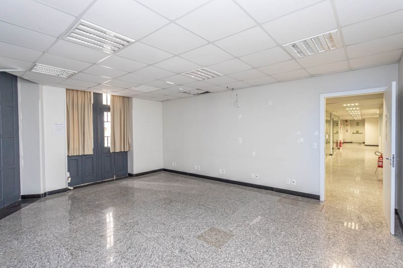 Prédio Inteiro para alugar, 1768m² - Foto 32