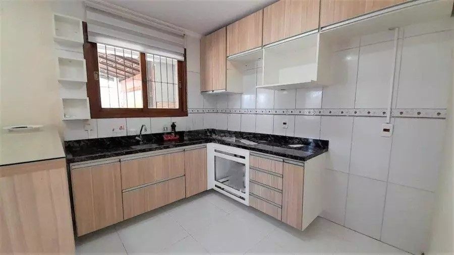 Casa para alugar com 3 quartos, 181m² - Foto 4