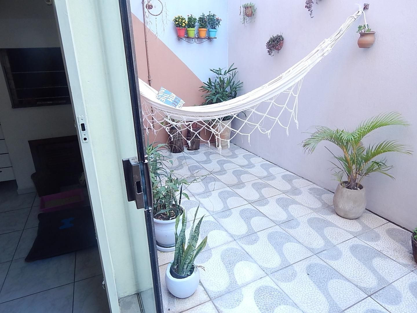 Casa, 3 quartos, 172 m² - Foto 1