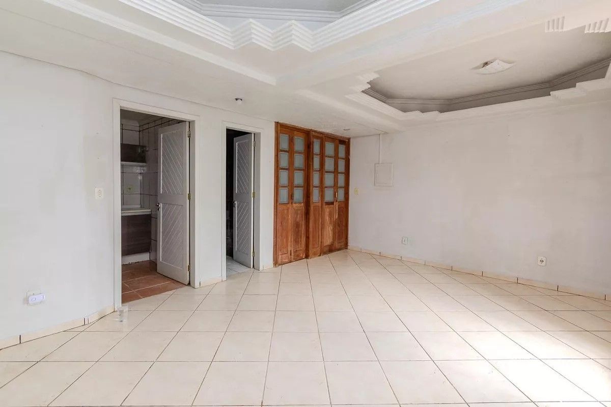 Casa, 4 quartos, 199 m² - Foto 3