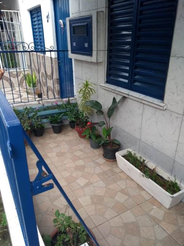 Casa à venda com 2 quartos, 70m² - Foto 12