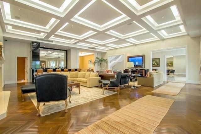 Casa à venda com 7 quartos, 1165m² - Foto 5