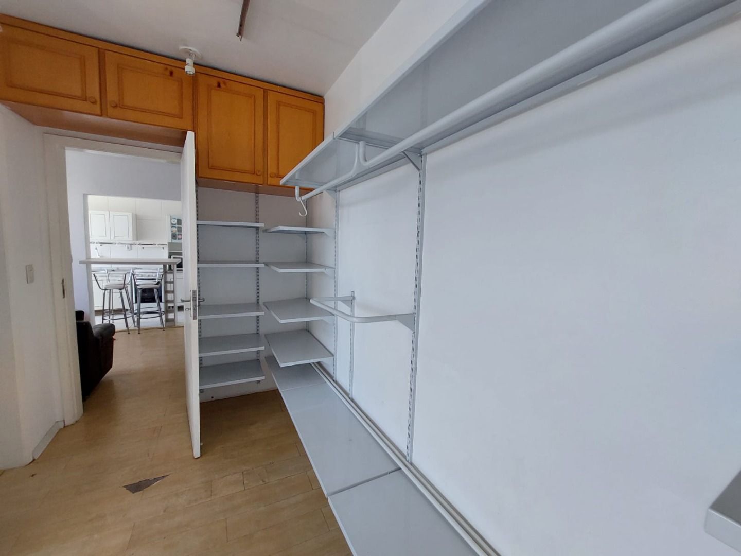 Apartamento à venda com 1 quarto, 42m² - Foto 15