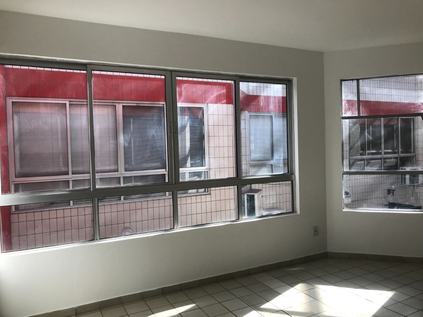 Loja-Salão para alugar, 62m² - Foto 9