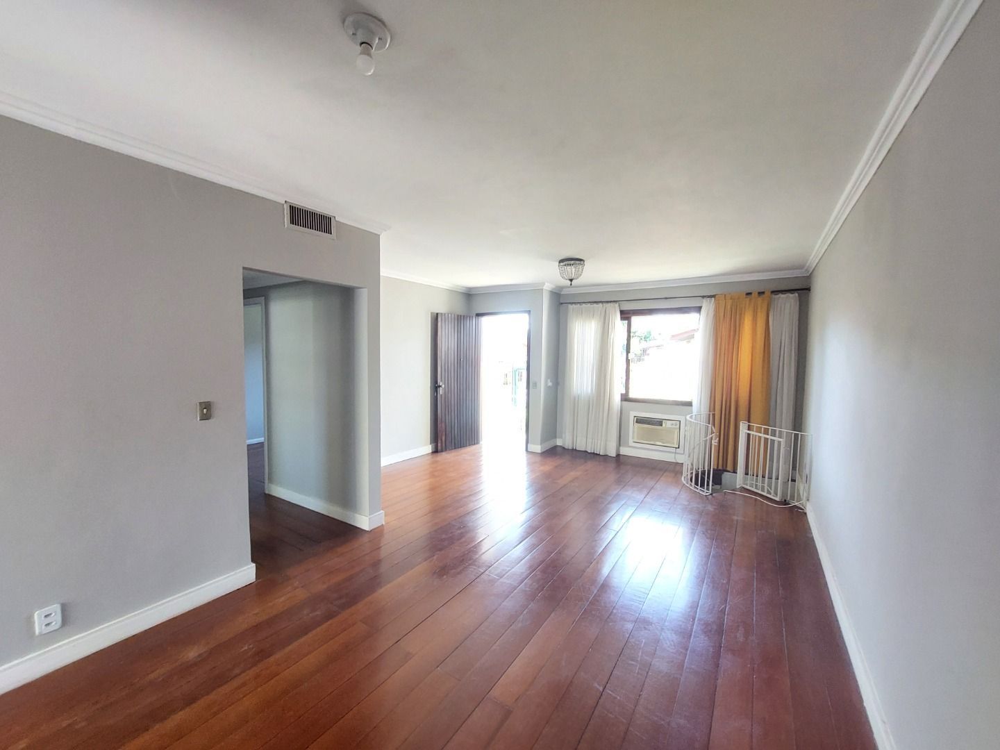 Casa, 3 quartos, 210 m² - Foto 3