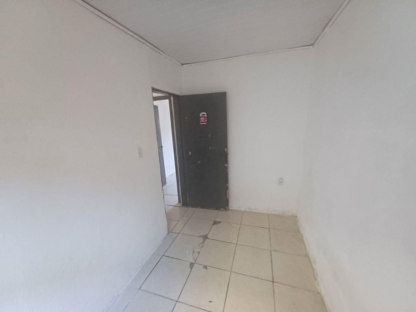 Casa para alugar com 2 quartos, 48m² - Foto 10