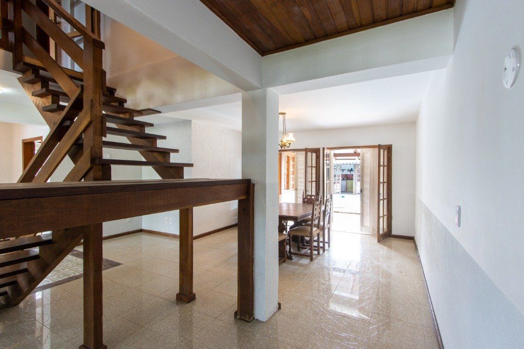 Casa, 4 quartos, 257 m² - Foto 8