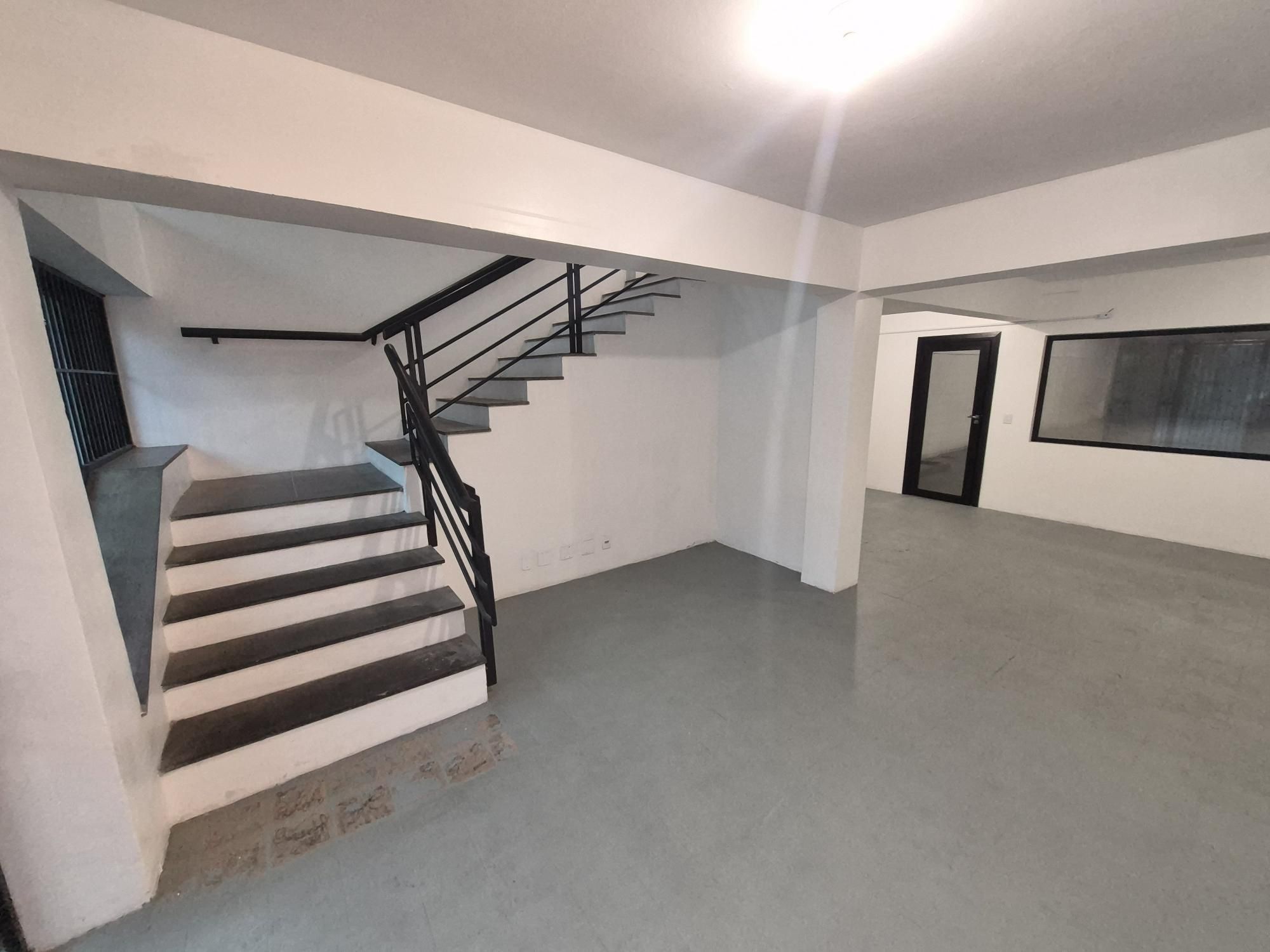 Depósito-Galpão, 742 m² - Foto 4