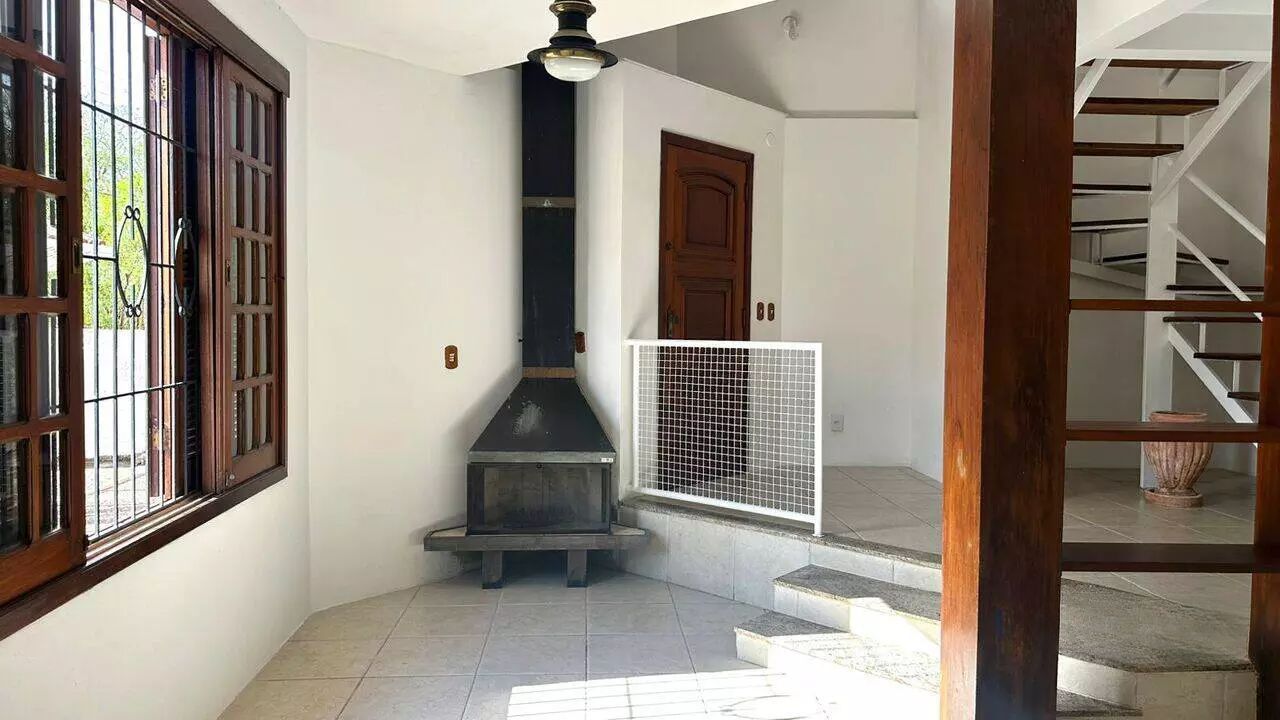 Casa, 3 quartos, 250 m² - Foto 3