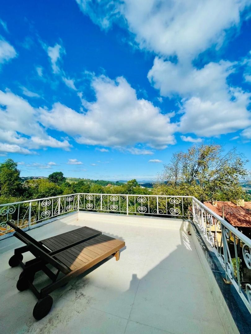 Casa à venda com 3 quartos, 226m² - Foto 25