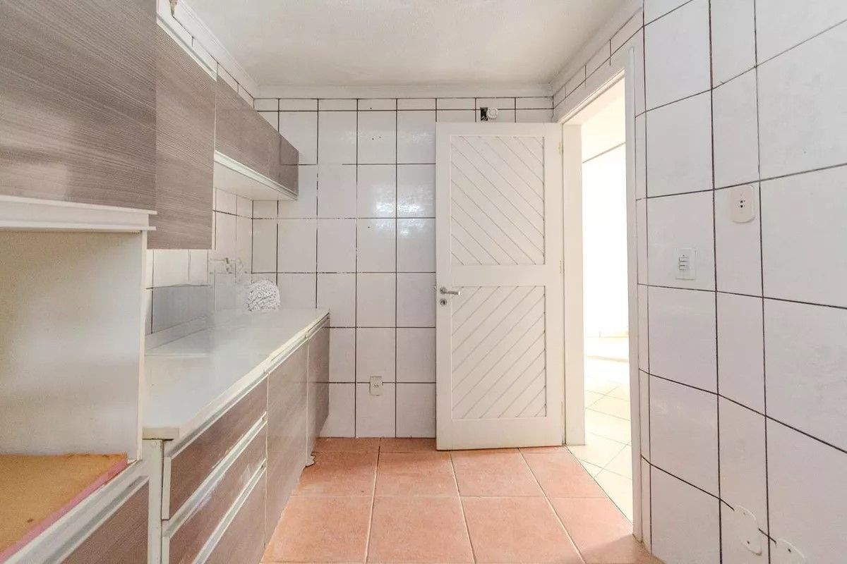 Casa, 4 quartos, 199 m² - Foto 4