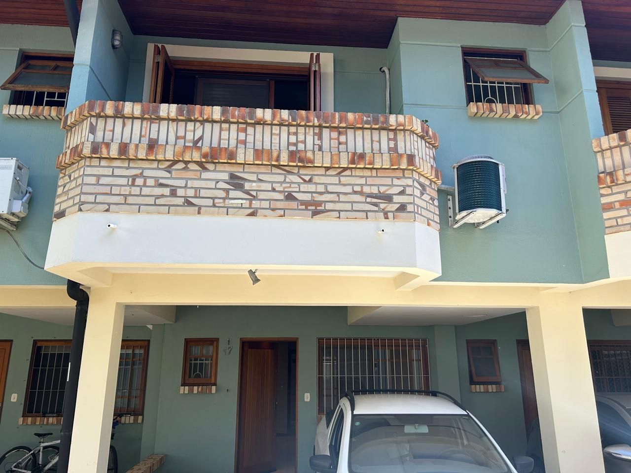 Casa, 3 quartos, 193 m² - Foto 1