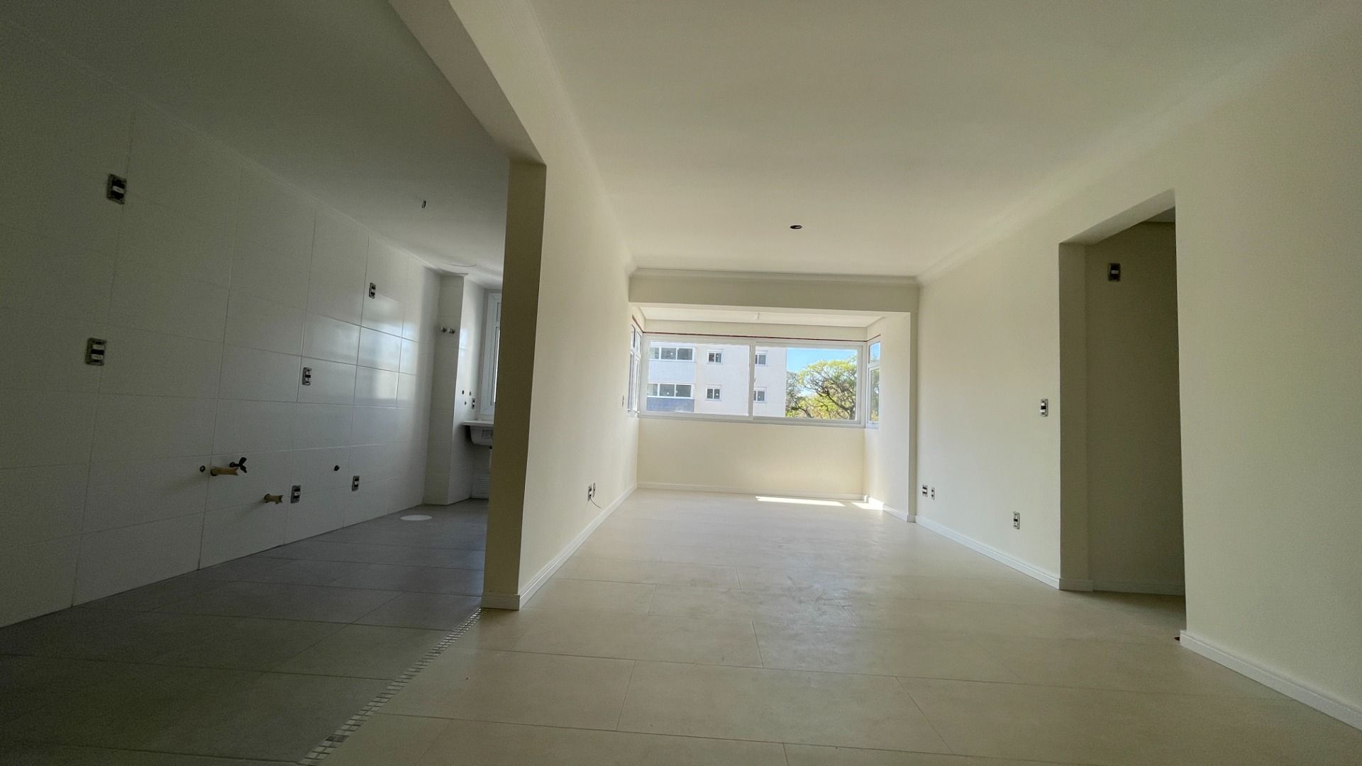 Apartamento à venda com 3 quartos, 91m² - Foto 4