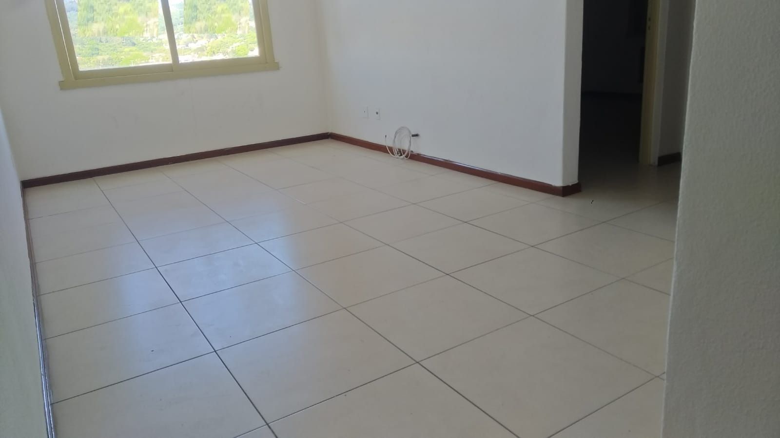 Apartamento à venda com 2 quartos, 75m² - Foto 12