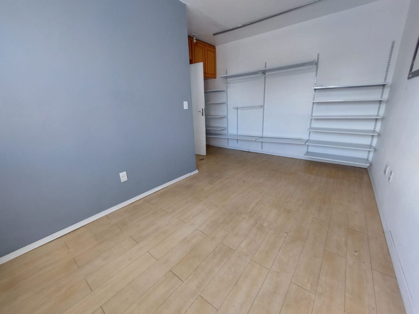 Apartamento à venda com 1 quarto, 42m² - Foto 14
