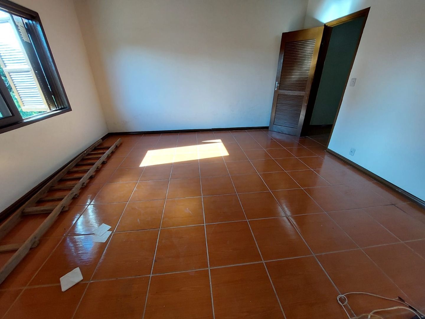 Casa à venda com 3 quartos, 241m² - Foto 32
