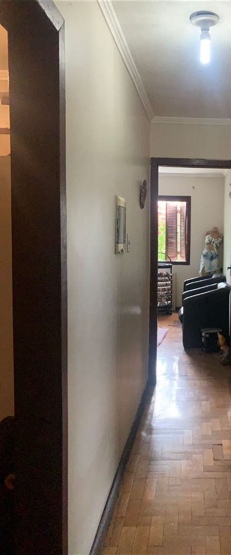 Casa à venda com 6 quartos, 247m² - Foto 5