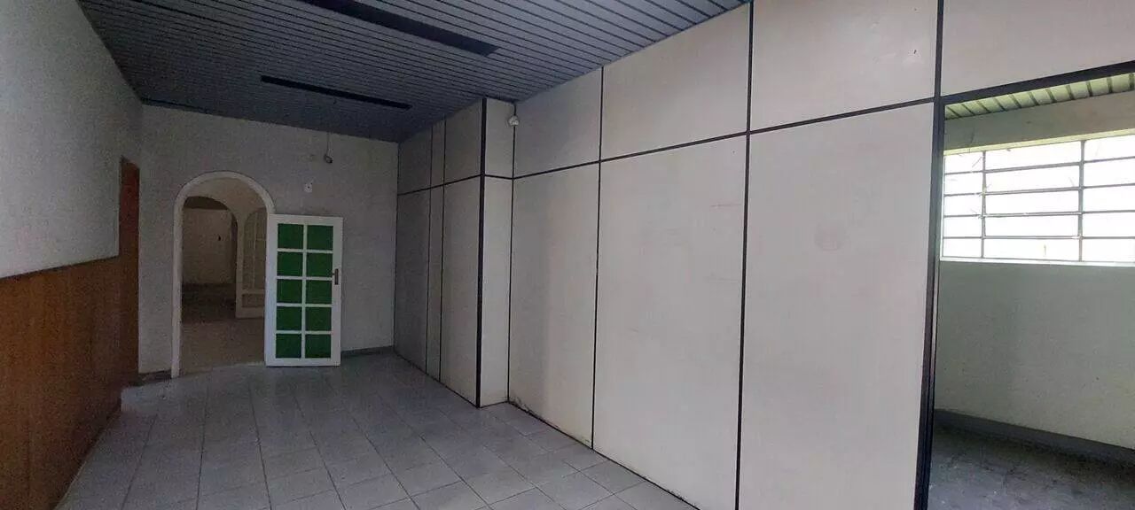 Loja-Salão para alugar com 8 quartos, 200m² - Foto 4